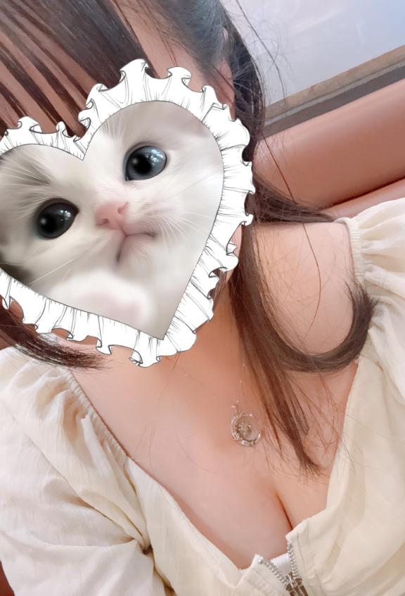 みおん　 美巨乳♡激かわ若奥様
